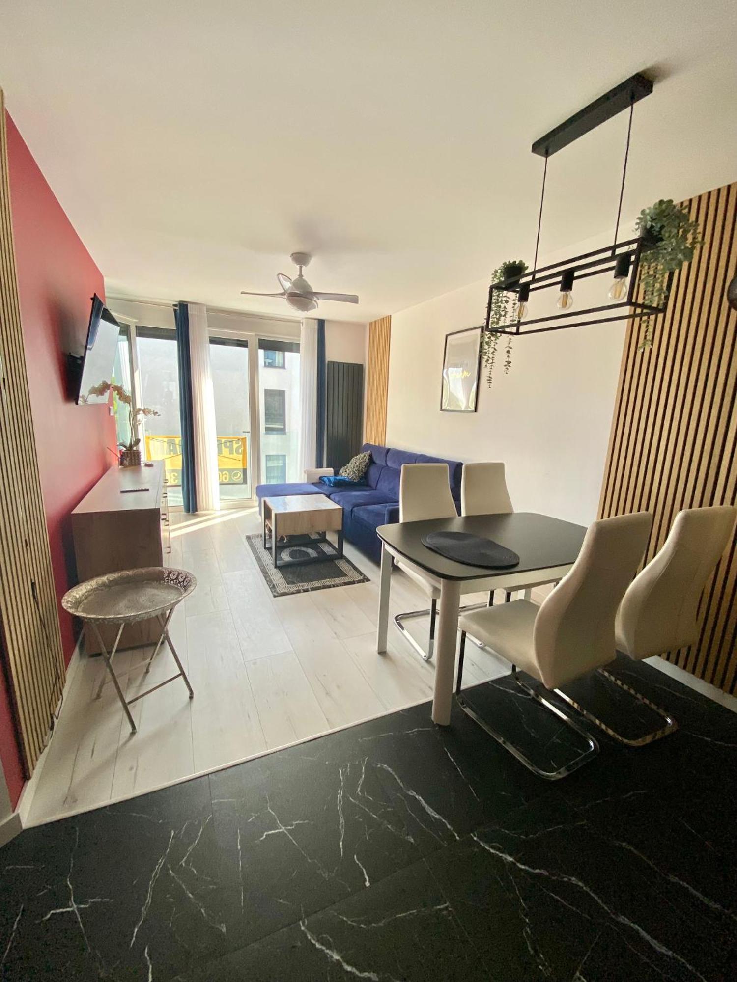 Komfortowy - Basen - Perlowa Przystan Apartment